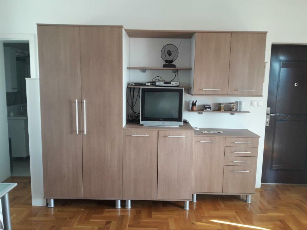 Studio Apartment Jasna Novi Vinodolski Exterior foto